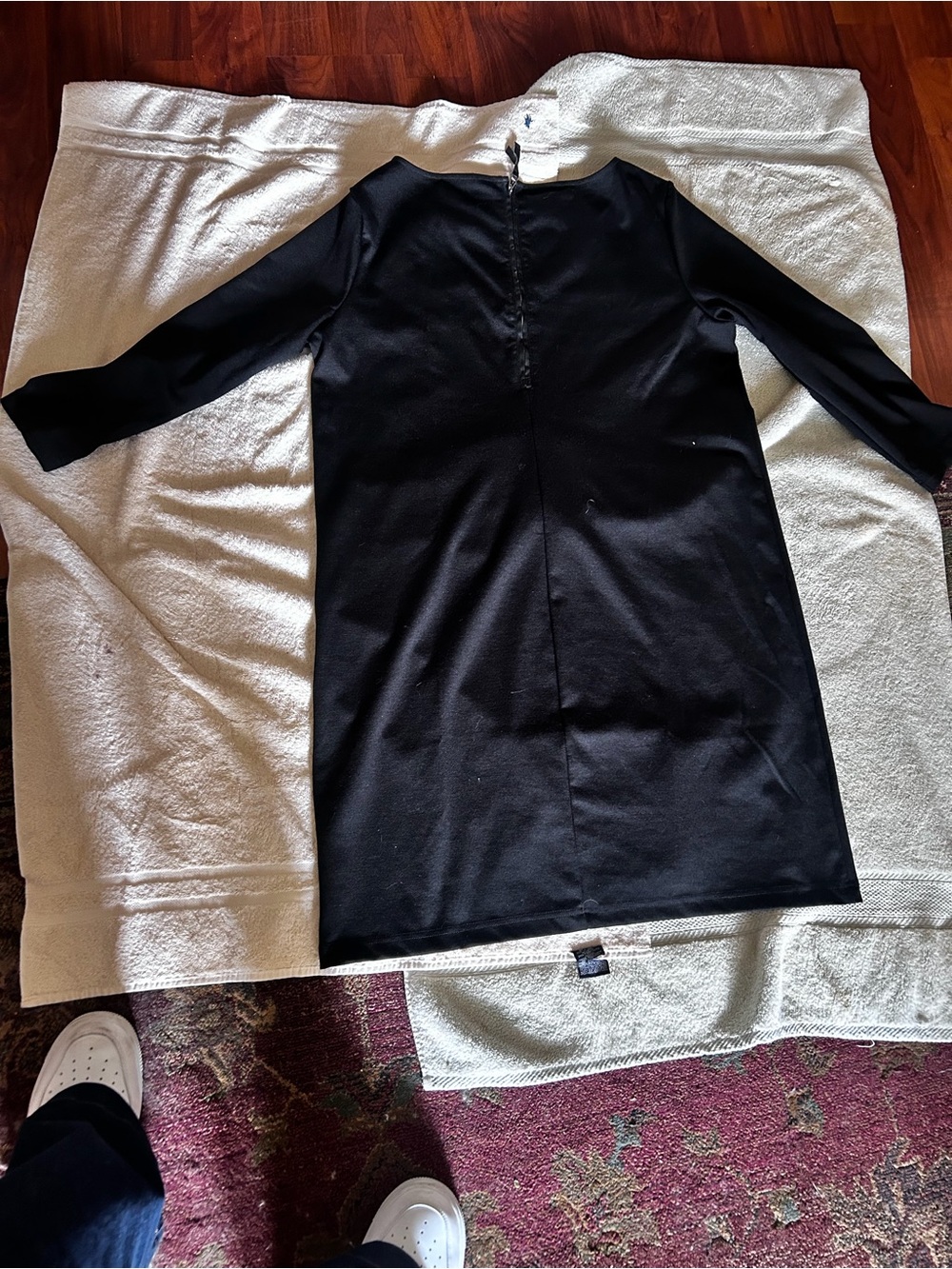 GAP Black Long-Sleeve Shift Dress with Back Button Detail
